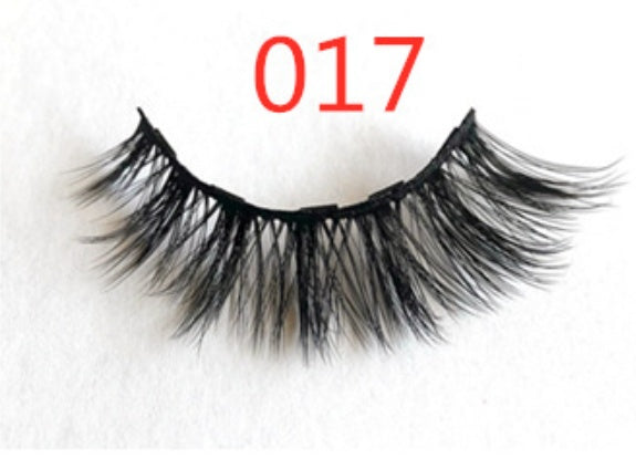 Magnetic eyelash pair compatible with eyelash clusters