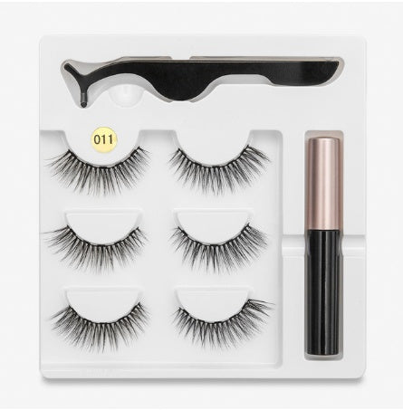 Magnetic false eyelashes pair for natural eyelash extensions look
