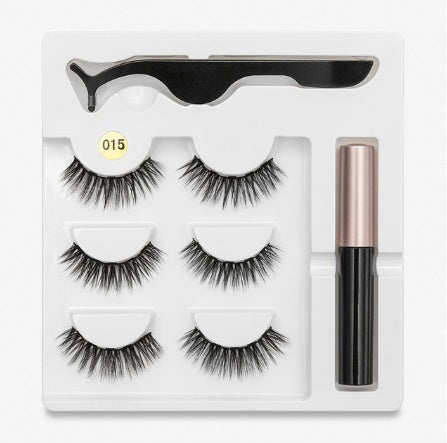 Easy-apply magnetic eyelashes for everyday beauty wear
