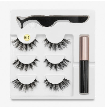 Magnetic eyelash pair compatible with eyelash clusters
