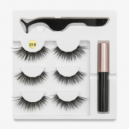 No-glue magnetic false eyelashes for effortless lash styling